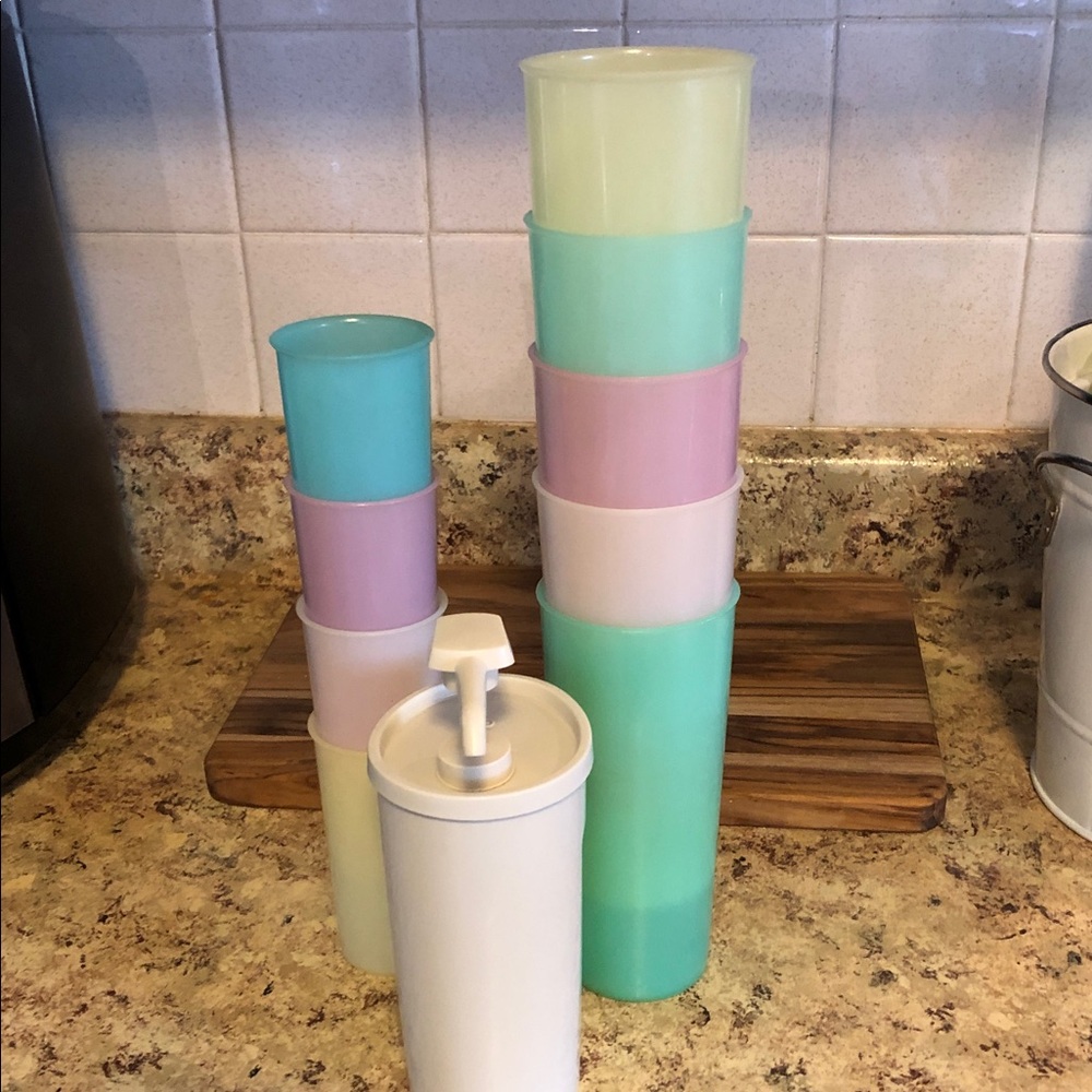 Vintage Tupperware Bundle - Picture 4 of 4